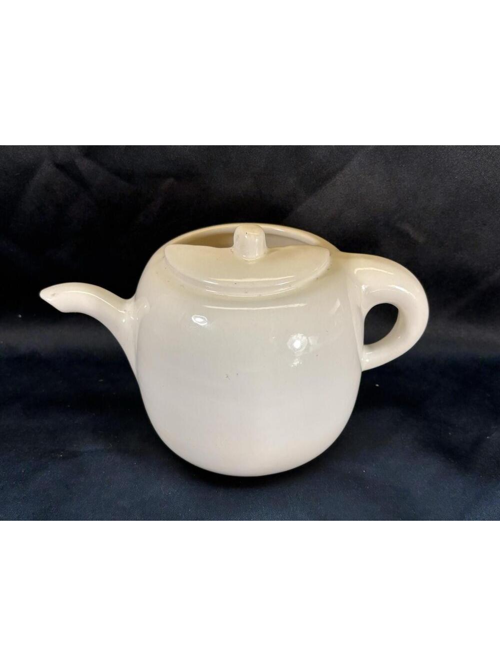 Vintage Haeger USA White Porcelain Teapot Windowsill Planter- 148